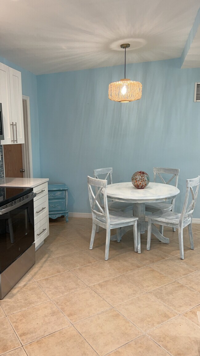 Photo - 7880 42nd Ave N