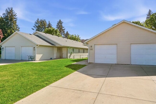 Photo - 1720 N 5th St