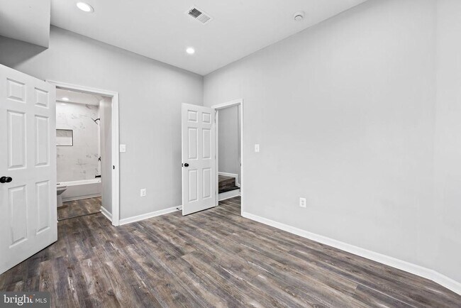 Photo - 1918 E Lafayette Ave