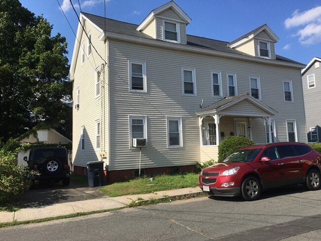 Front of house - 16 Exeter St Townhome