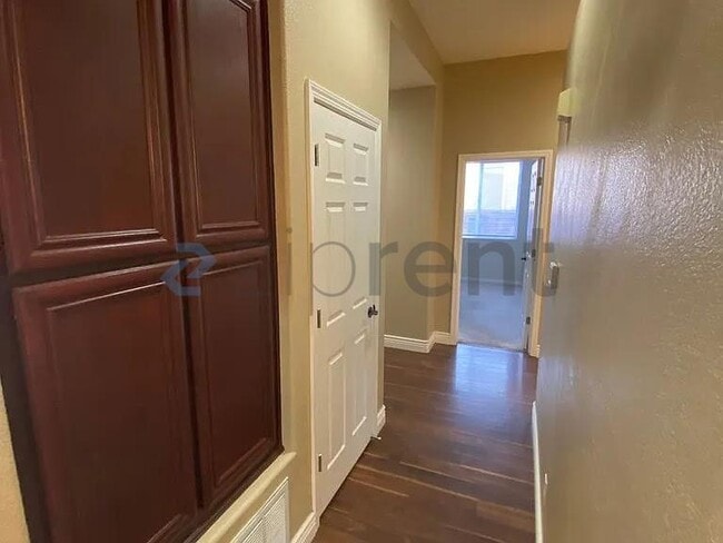 Photo - Unit
