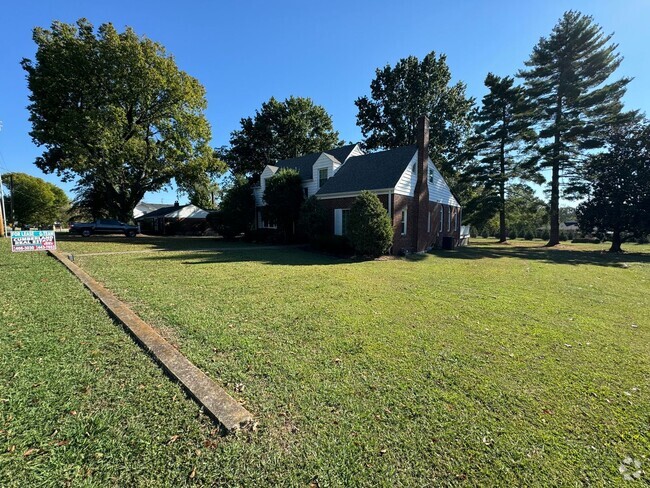 Building Photo - For Lease 4 Bed, 2 bath in Lebanon, TN Rental