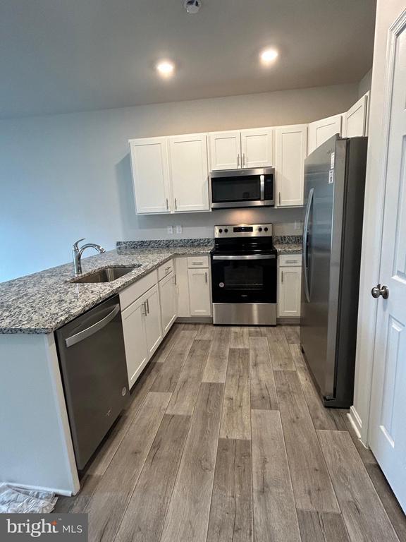 Photo - 262 Baker Dr