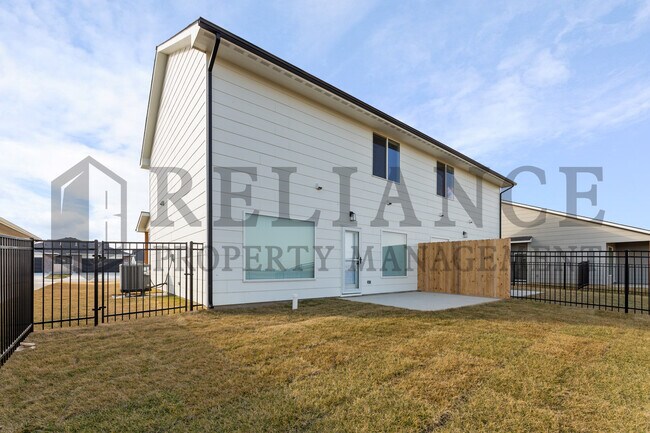 Photo - 12422 Blanford St