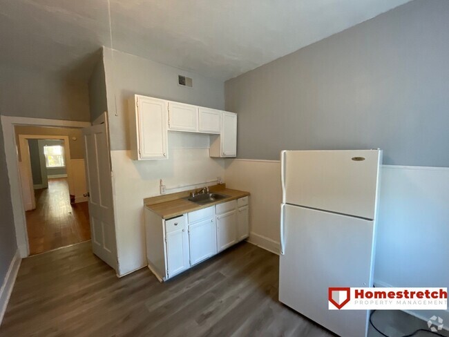 Building Photo - Second Floor One Bedroom Available for Imm... Rental