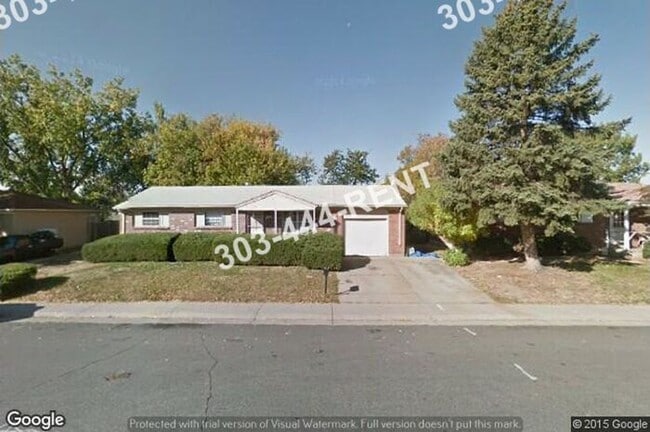 Building Photo - Single Family in Denver - 5 Bedrooms & 2 Bathrooms