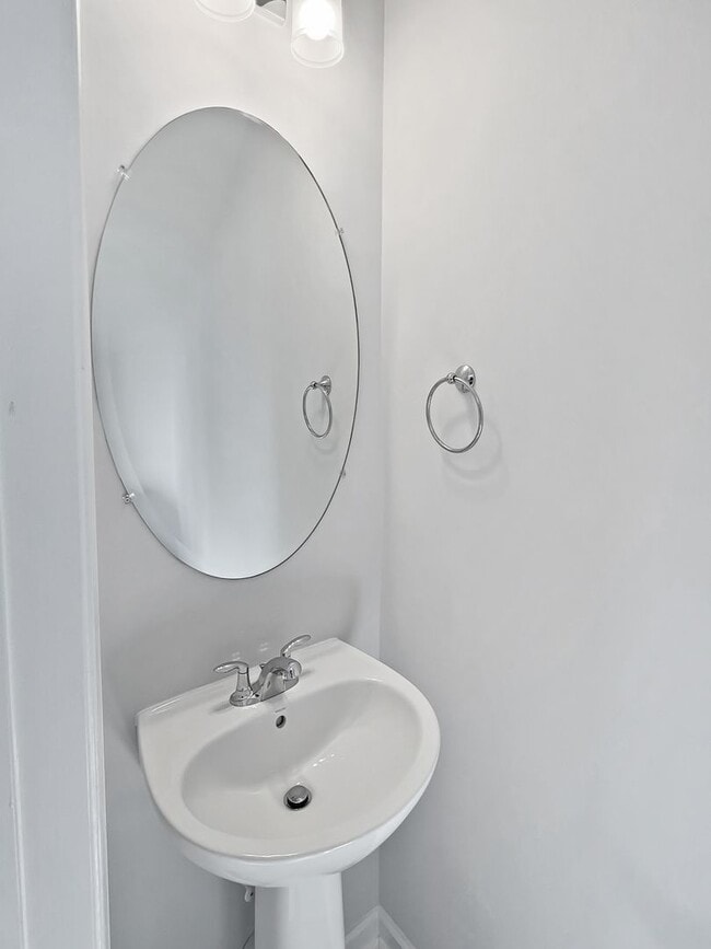 Photo - Beautiful 2 Bedroom Condo in Glen Allen !