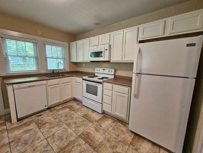 Photo - 1209 S Lincoln St