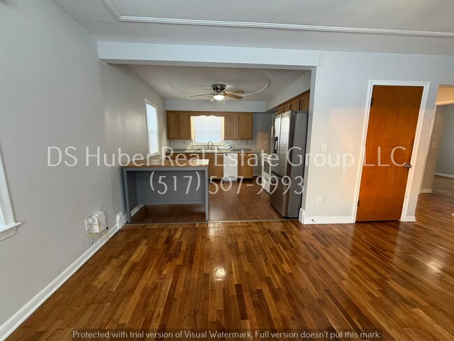 Photo - 6964 Cooper Rd