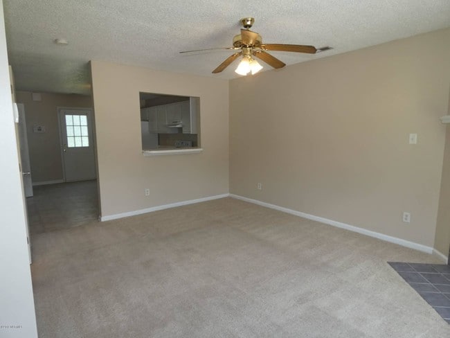 Photo - 895 W Pueblo Dr