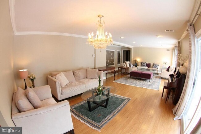 Photo - 1542 Crowell Rd