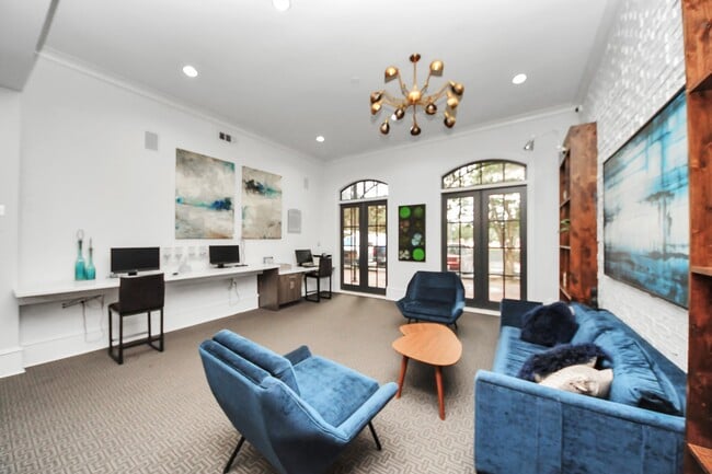 Building Photo - 3003 Memorial Ct Unit 1147