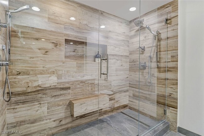 Photo - 3000 Oasis Grand Blvd Unidad 606