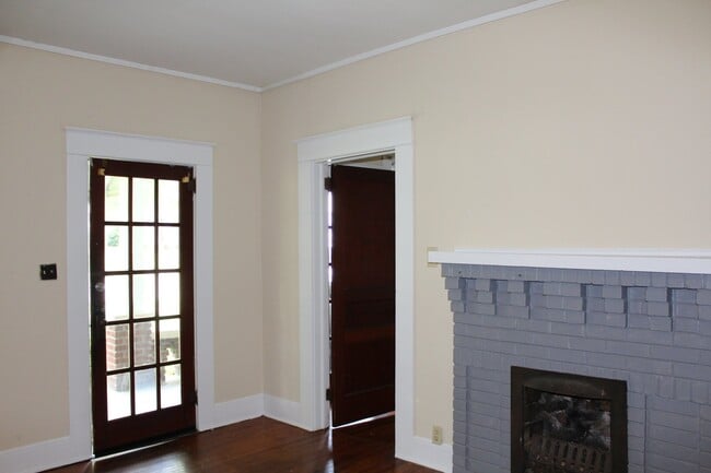 Photo - 420 N Green St
