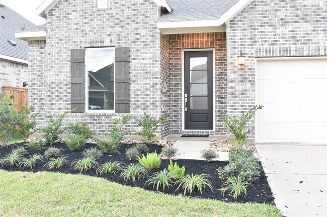 Photo - 16311 Mesquite Fld Dr