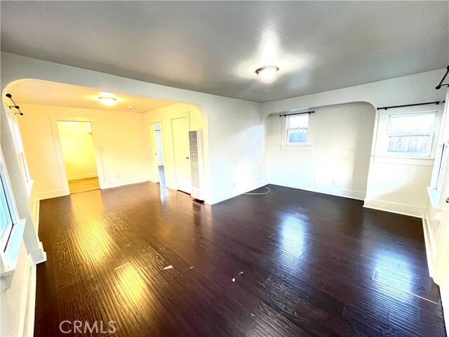 Photo - 1590 W 37th St