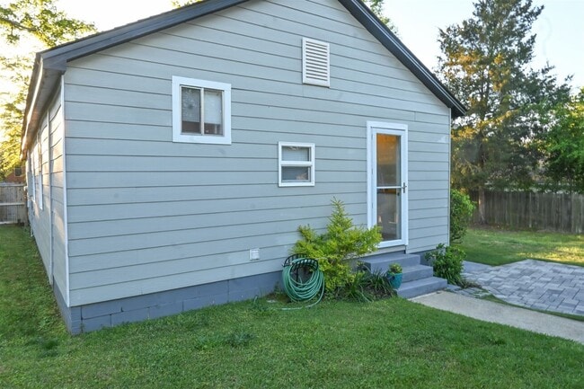 Photo - 4203 Anglin Rd