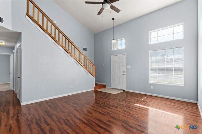 Photo - 2909 Lantana Dr