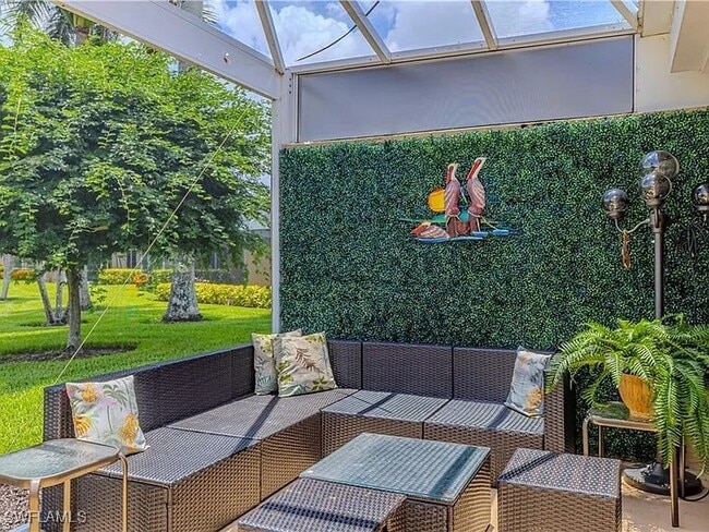 Photo - 5595 Greenwood Cir Unidad 92