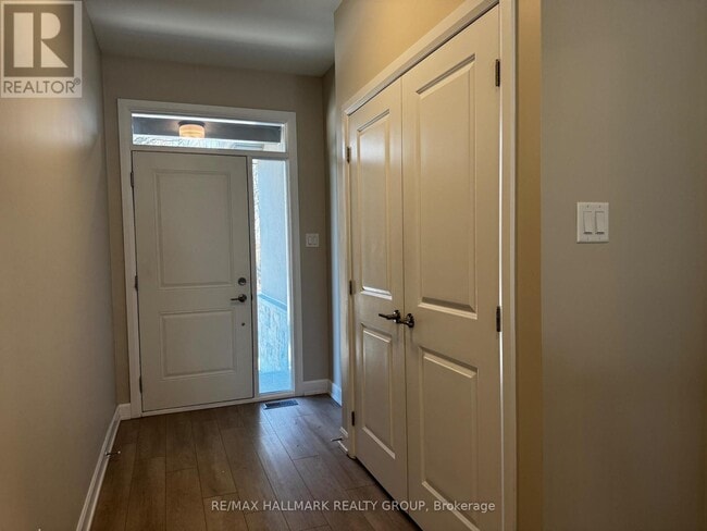 Photo - 1497 Flanders Rd