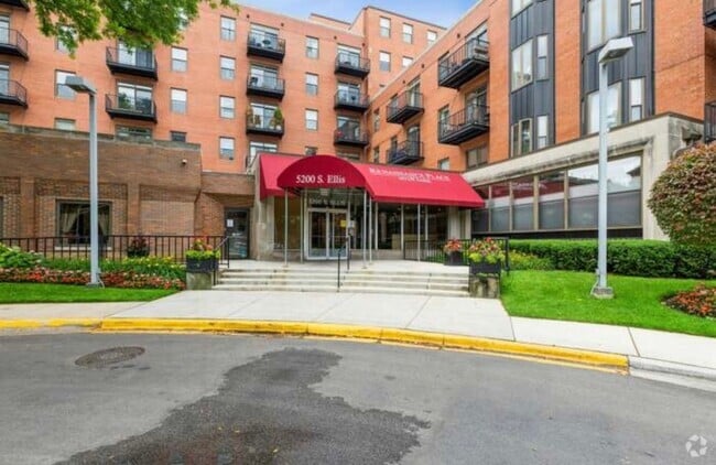 Building Photo - 5200 S Ellis Ave Unit 118N Rental