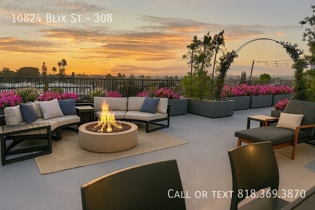 Building Photo - 10824 Blix St Unit 105 COPY