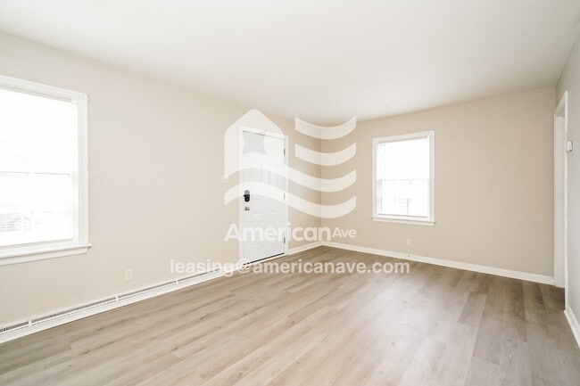 Photo - 1610 N Johnson St