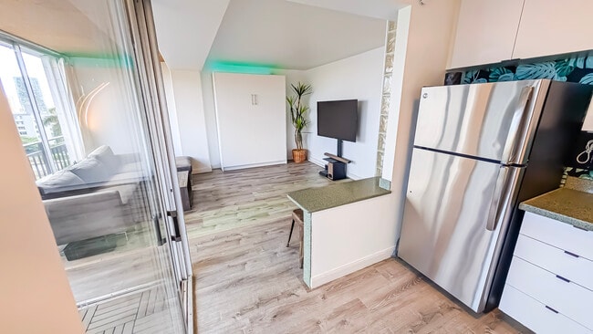 Photo - 1415 Victoria St Unit 404