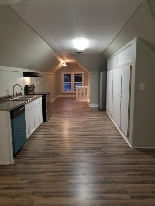 2826 S 3rd St Unit 3
