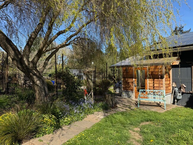 Photo - 23507 Vashon Hwy SW