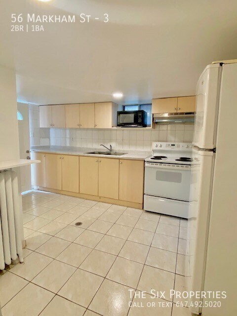 Photo - Two Bedroom Lower Level Apartment Near Queen West / Trinity Bellwoods Unité 3