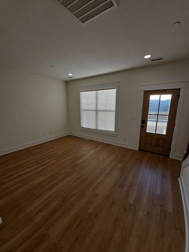 Photo - Fuller Style