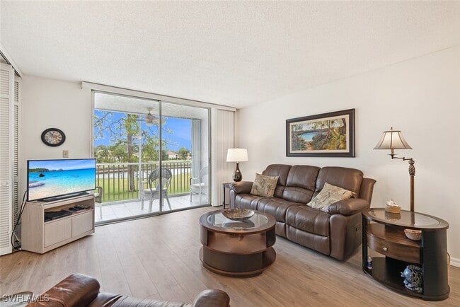 Photo - 400 Forest Lakes Blvd Condo Unit 211