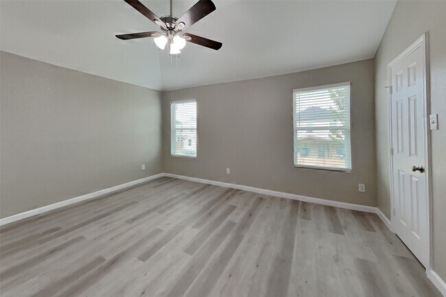Photo - 16778 N Thrasher Dr