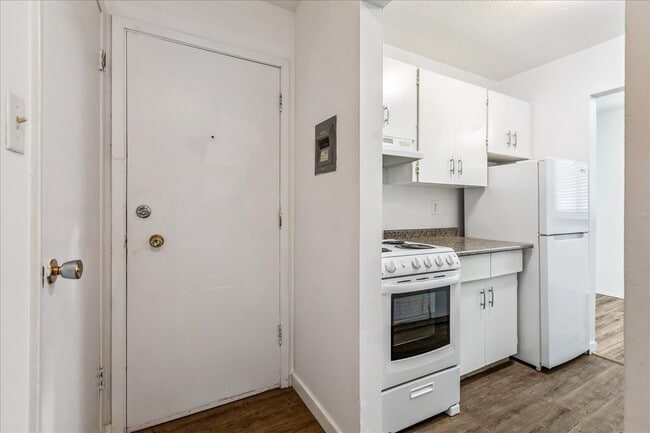 Photo - 6203-6122 122 Ave NW Unit 3