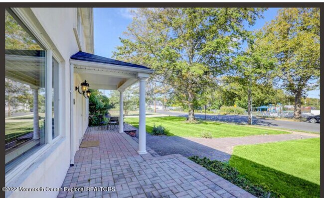 Photo - 112 Roseld Ave