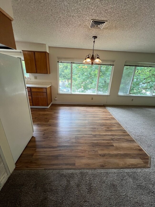Photo - 2187-2189 NW North Hill Dr Unidad 2187