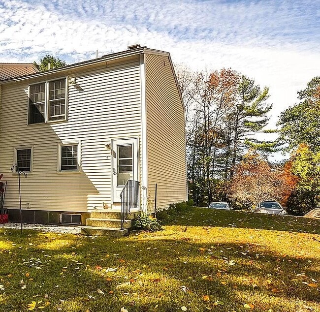 Photo - 94 Lewiston Rd