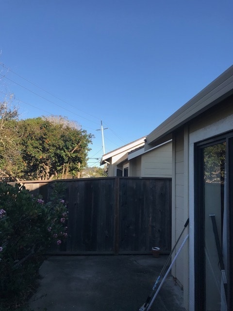 Building Photo - Great 2 Bedroom 2 Bath Condo in Seaside