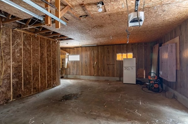 Photo - 801 Lake View Dr