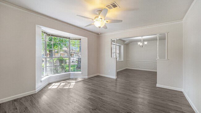 Photo - 1003 Pear Tree Ln