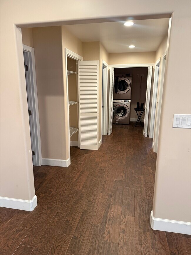 Photo - 11744 Hallwood Dr