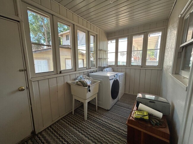 Photo - 3 bed, 1 bath, backyard