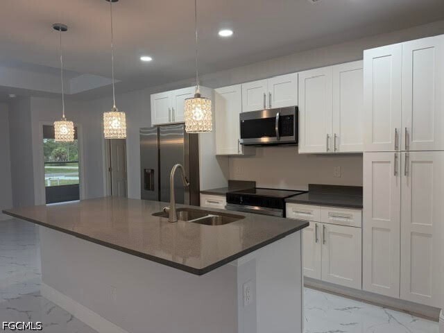 746 Eisenhower Blvd