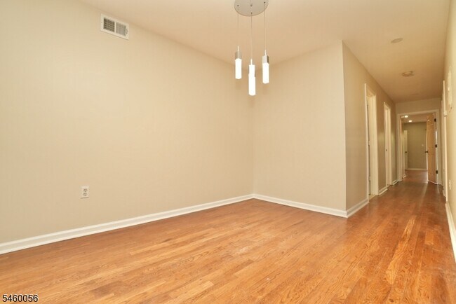 63 Seymour Ave Unit 1