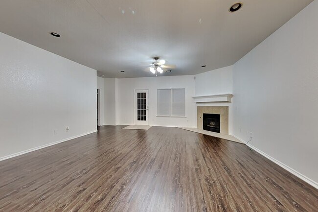 7008 Eagles Landing