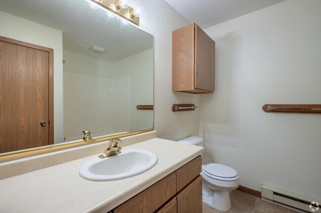 1BDR Bathroom