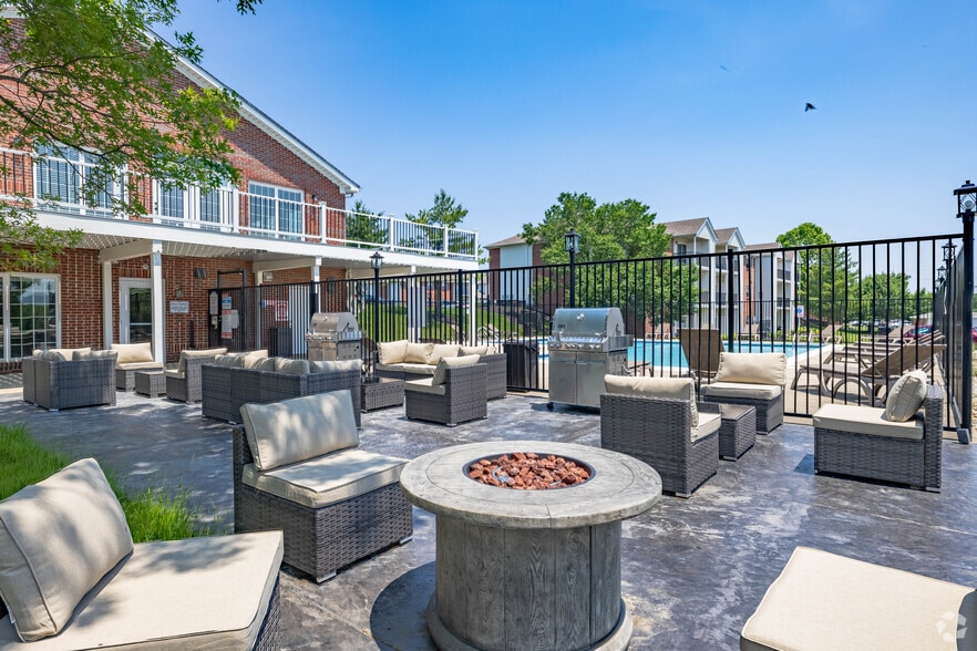 Grill / Fireplace