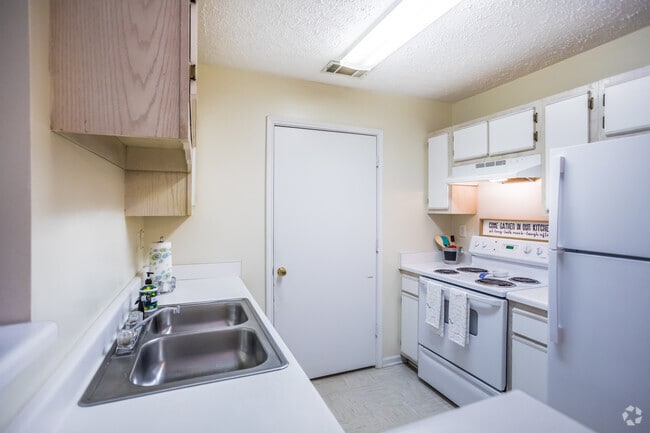 Interior Photo - Heritage Park