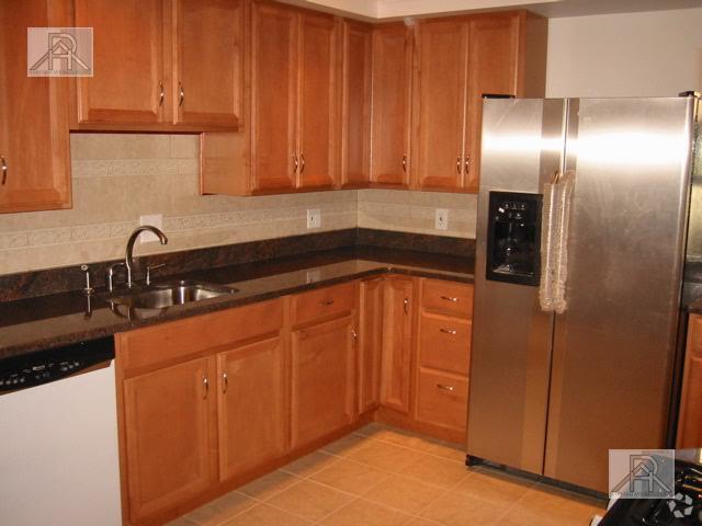 Building Photo - 2 bedroom in Boston MA 02127 Unit 2 Rental